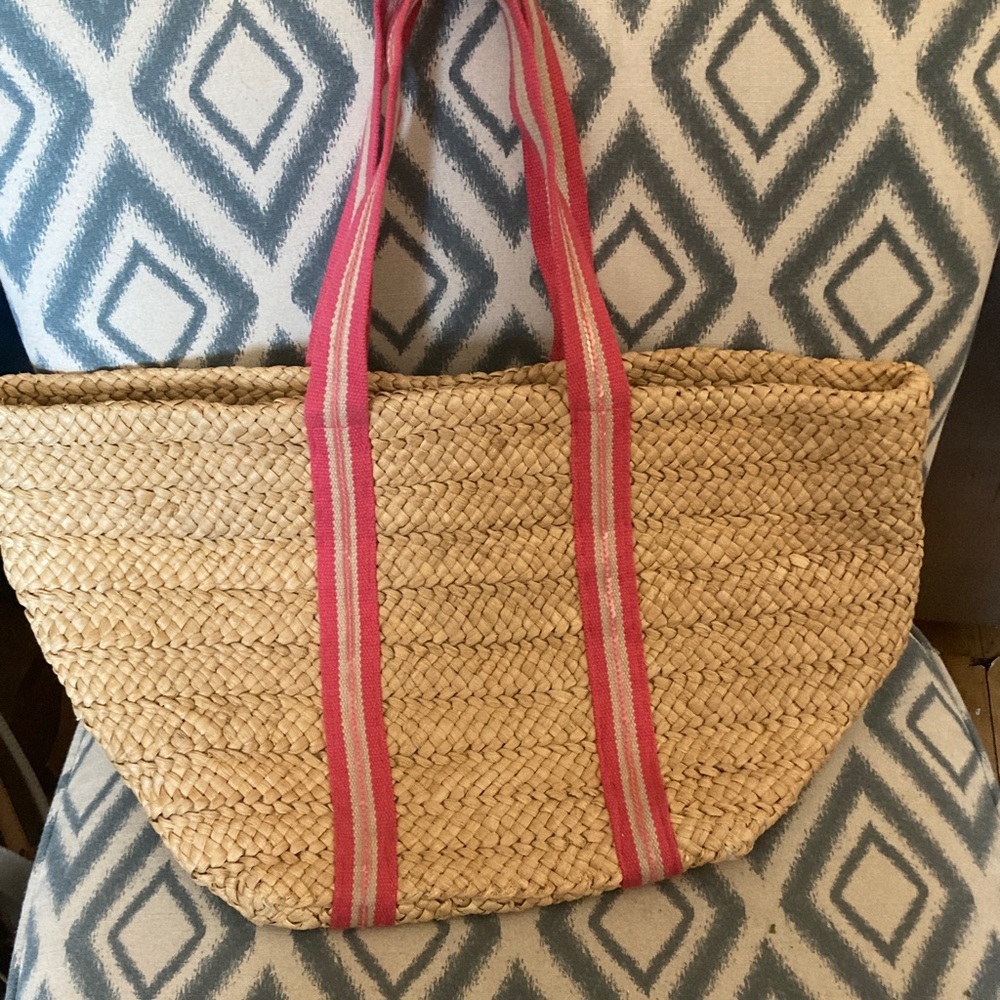 American Eagle Straw Tote Bag with‎ Pink Straps 🌸
